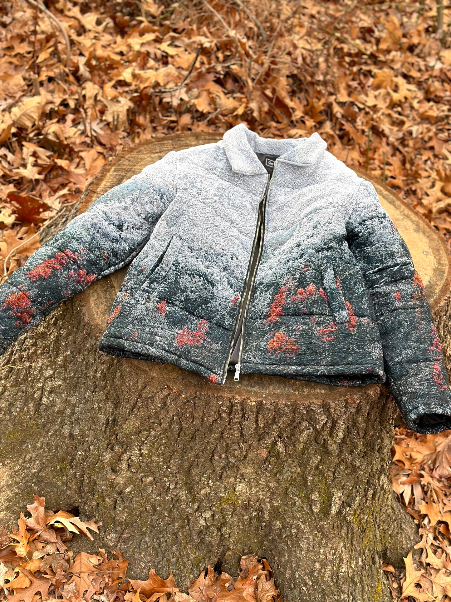 Goutté Tapestry Puffer Coat - The Winter Forest